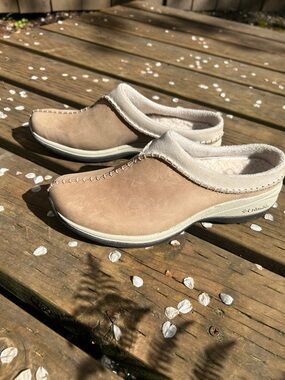 Columbia Women's Beige Slip-On Suede Clog